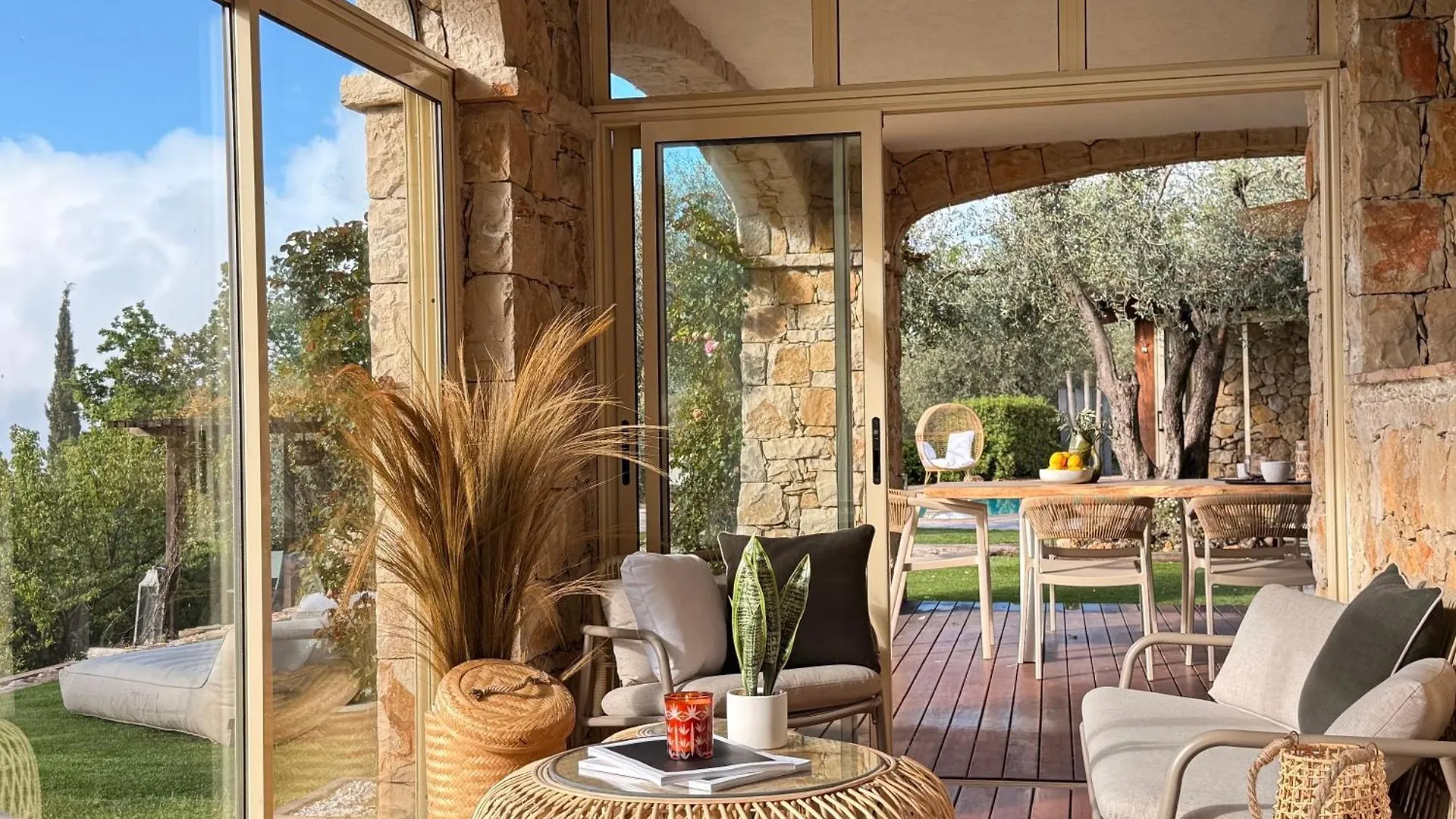 Villa Plen Souleu - Vue Epoustouflante - Luxe Et Authenticite Cabris