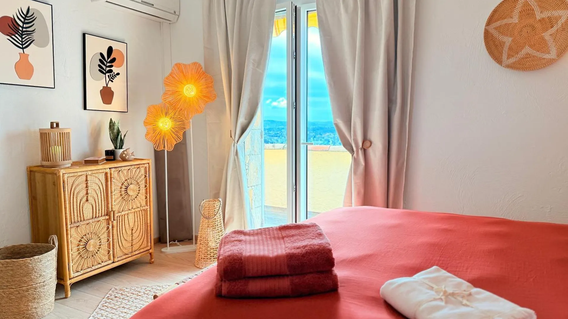 Villa Plen Souleu - Vue Epoustouflante - Luxe Et Authenticite Cabris